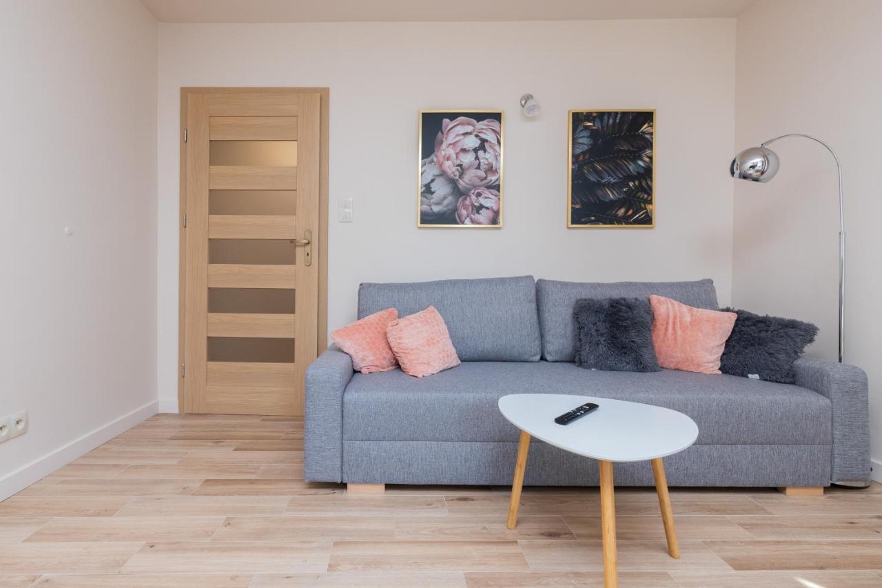 Mokotow Apartments Reytan By Noclegi Renters Warszawa Eksteriør billede