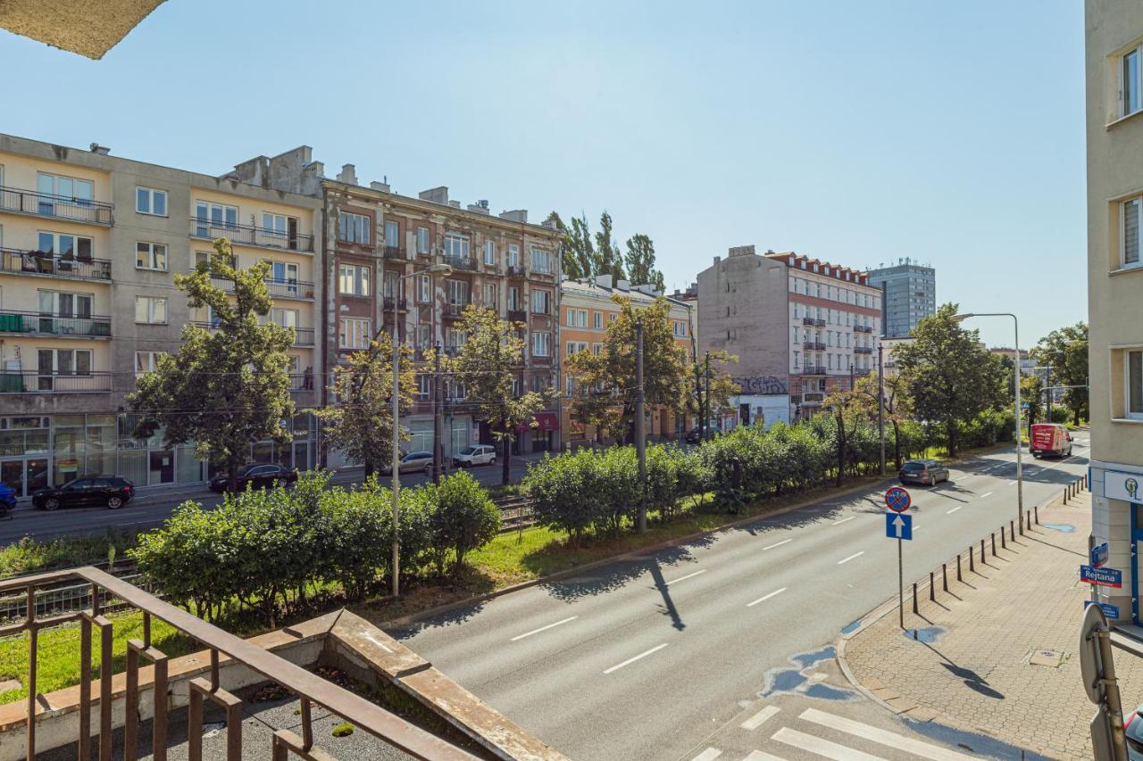Mokotow Apartments Reytan By Noclegi Renters Warszawa Eksteriør billede